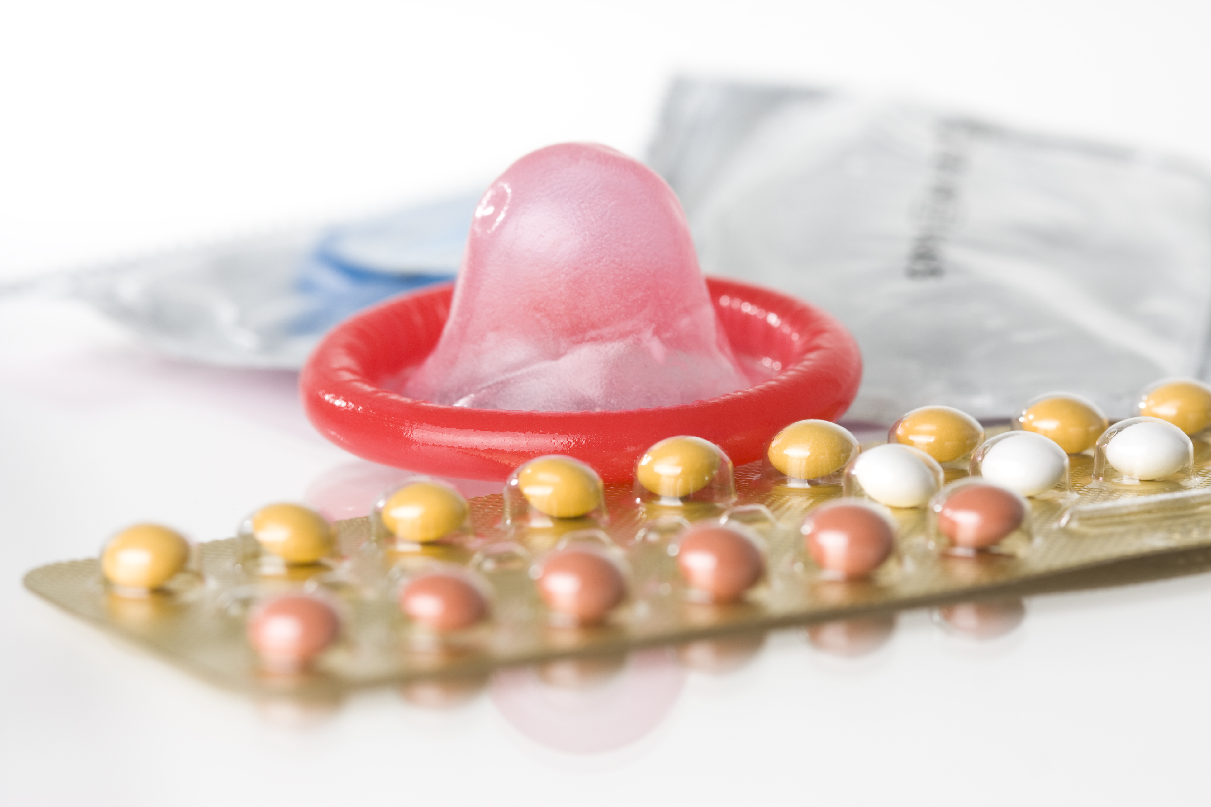 профилактика кондилом с использованием презерватива и лекарств