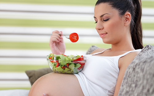 สุขภาพการตั้งครรภ์การกินสลัด