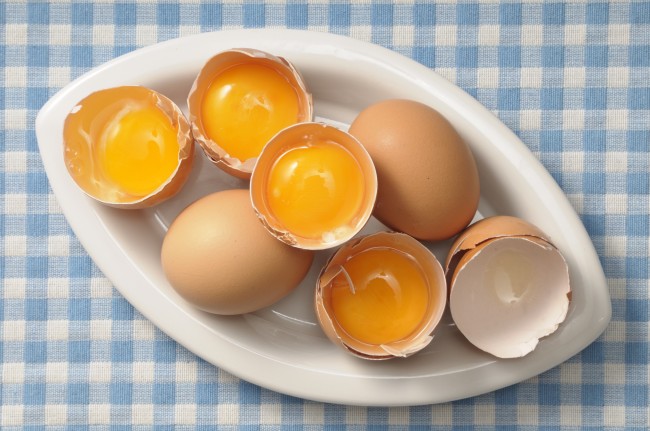 Отворени яйца.