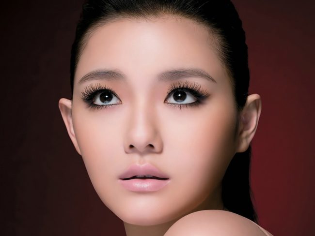 Азиатский макияж с нависшим веком