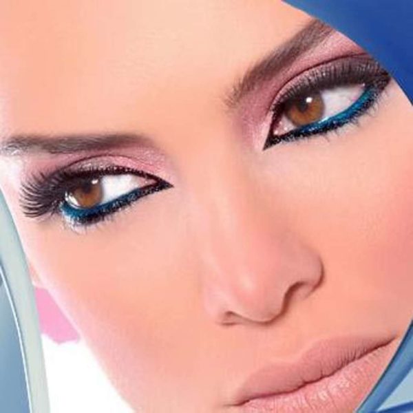 Арабский макияж на голубые глаза