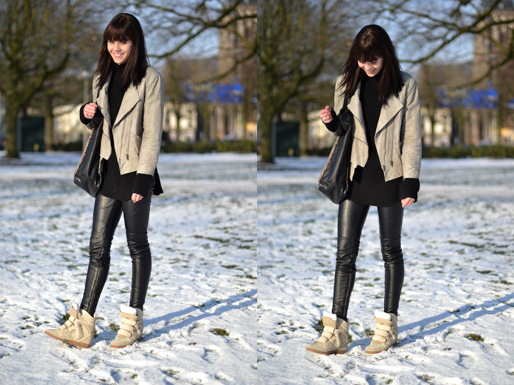 При какой температуре носят кроссовки. Бежевые ботинки с черной курткой. Образы с белыми ботинками. Девушки в пуховиках зимой. Зимний образ с белыми ботинками.