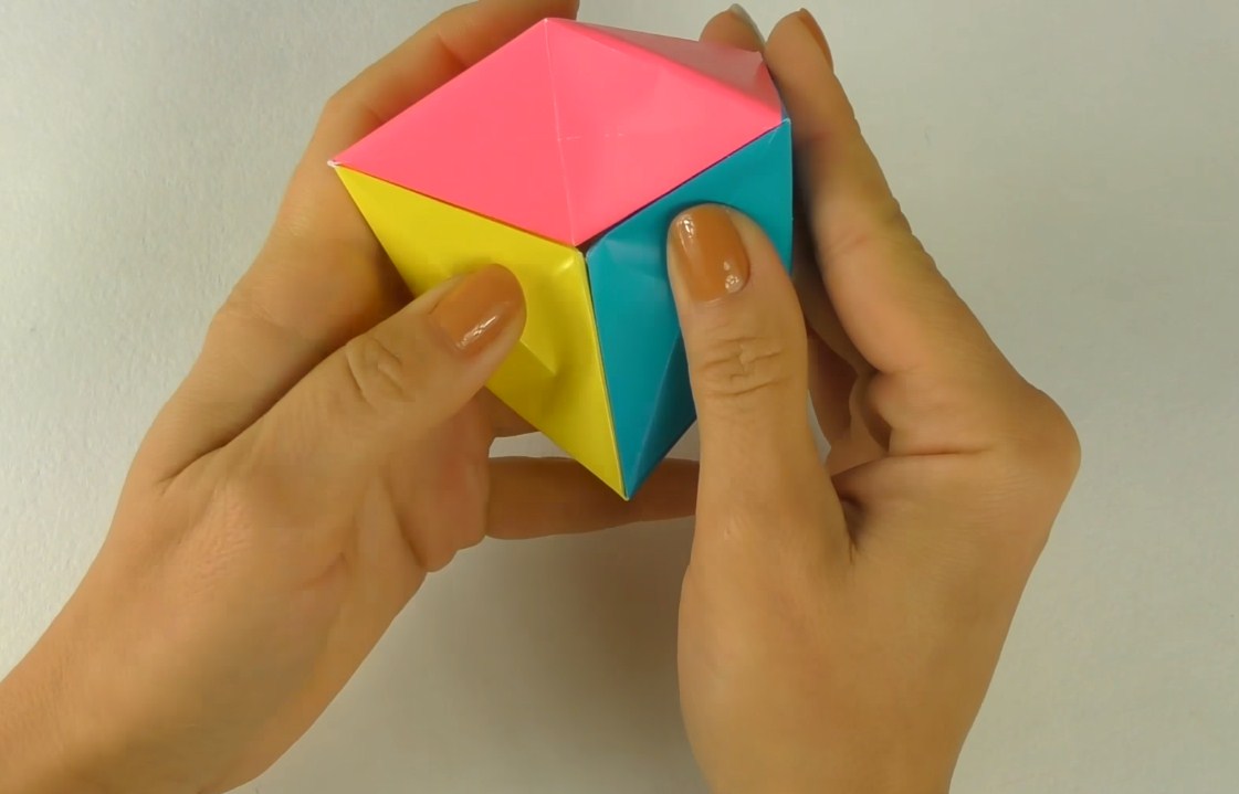 Как сделать легкие антистрессы. Игрушка антистресс из бумаги. Оригами игрушка антистресс. Лёгкий антистресс из бумаги. Антистресс игрушки из бумаги а4.