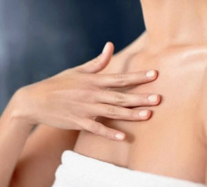 Proč se akné objevují na prsou - důvody. Jak se zbavit akné na hrudi, záda, ramena. Co dělat, když pupínky na hrudi