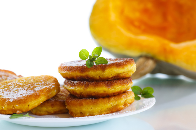 How to cook delicious pumpkin fritters. Pumpkin pancakes - step-by-step recipes with photos. Pumpkin fritters - tasty and fast at home