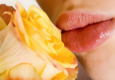 Cara merawat bibir