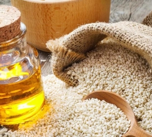 Beneficiile și răul uleiului de susan. Cum de a face ulei de susan corect. Aplicarea uleiului de susan pentru păr, față, dinți, alimente