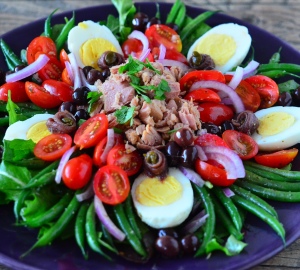 Салат нисуаз — классический рецепт с тунцом. Как приготовить французский салат нисуаз, фото. Соус, заправка нисуаз — рецепты
