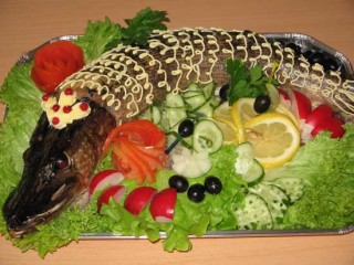 Pechkada pechda pechkada qanday pishiriladi - fotosuratlar bilan bosqichma-bosqich retseptlar. Umuman olganda, pikirovka qilingan pike. Pechkada folga pike retsepti