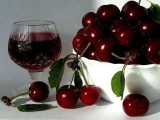 როგორ, რათა ღვინის sweet cherry სახლში. Simple ღვინო რეცეპტები cherry ეტაპობრივად ფოტო