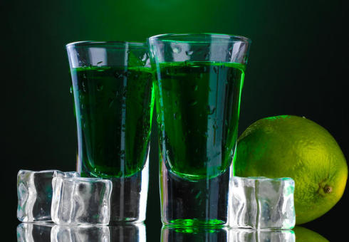 How to drink absinthe at home - ways. What do absinthe drink, is it possible to drink clean. What you need to eat absint