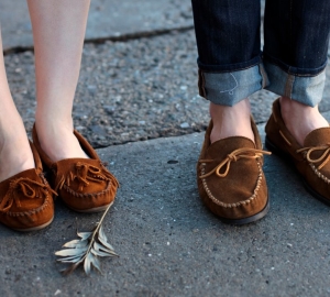 What to wear women's, men's, baby moccasins - photos. How to wear moccasins