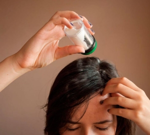 الفوائد والضرر النشا للشعر. أقنعة الشعر مع النشا في المنزل