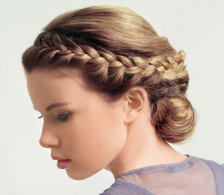 Hairstyles 1 სექტემბერს გრძელი თმა