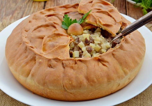 Hur man lagar Tatar Balish. Steg-för-steg recept av Tatar Balisha med kött, potatis, ris. Hur man lagar sött Balish - Foto