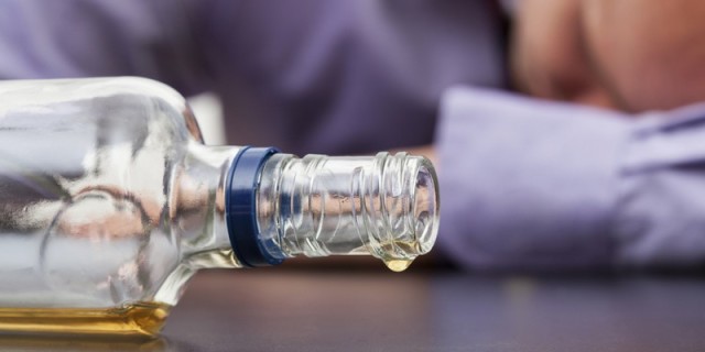 Алкохол отравяне - какво да правя у дома, оказване на първа помощ. Как отравянето на алкохол се проявява