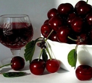 Hur man gör vin från söt körsbär hemma. Enkla hemlagade vin recept från körsbärssteg för steg med bilder