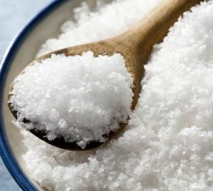 The benefits and harm of the English salt. The use of an English salt for intestinal cleansing. Application of English Salt for Slimming