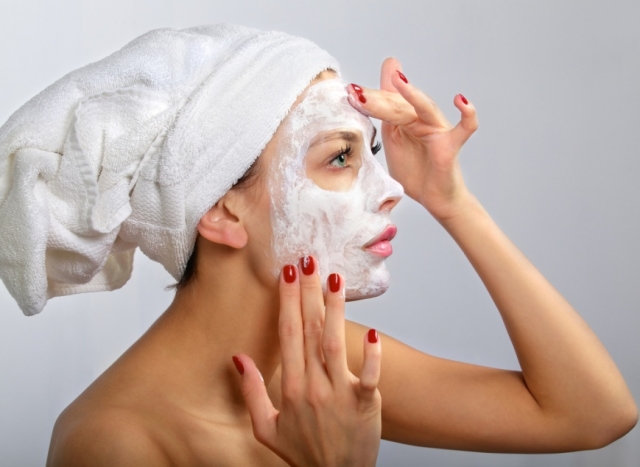 Recipes cleansing masks for face at home