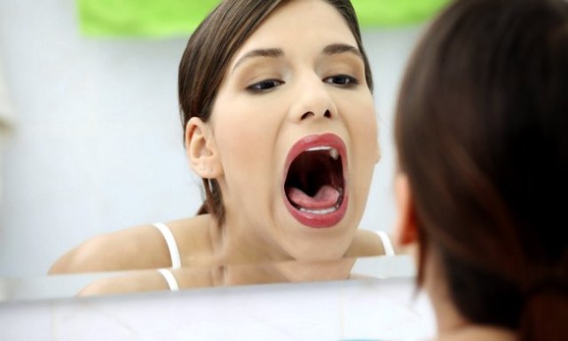 Symtom och behandling av tonsillit