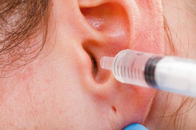 Treatment of ears with boron alcohol. Is it possible to drip boron alcohol in the ears. Instructions for the use of boron alcohol in the ear to the adult and the child.